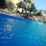 فيلة Charming In With Private Pool Filozici