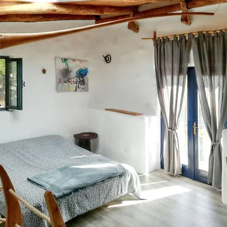 Villa Charming In With Private Pool
