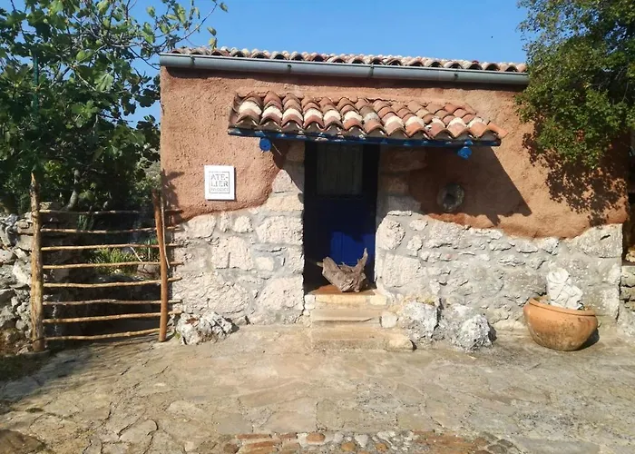 Charming In With Private Pool * Filozici