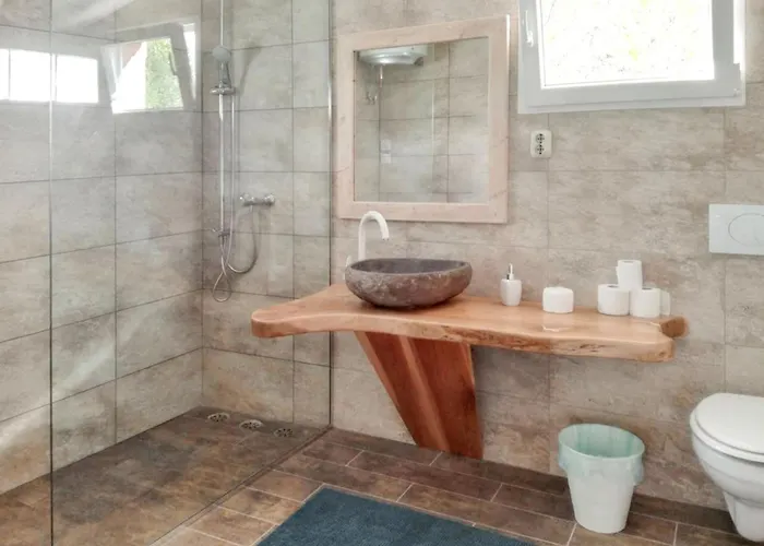 Charming In With Private Pool Vila Filozici
