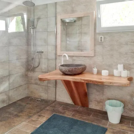 Charming In With Private Pool Vila Filozici