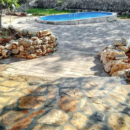 Villa Charming In With Private Pool