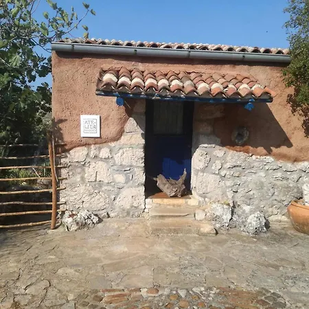 Βίλα Charming In With Private Pool Filozici
