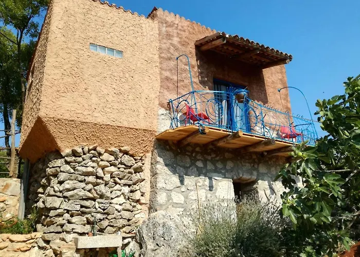 Villa Charming In With Private Pool