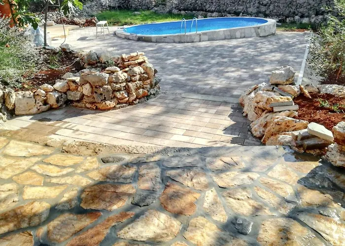 Charming In With Private Pool